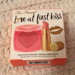 Too Faced Love at First Kiss set